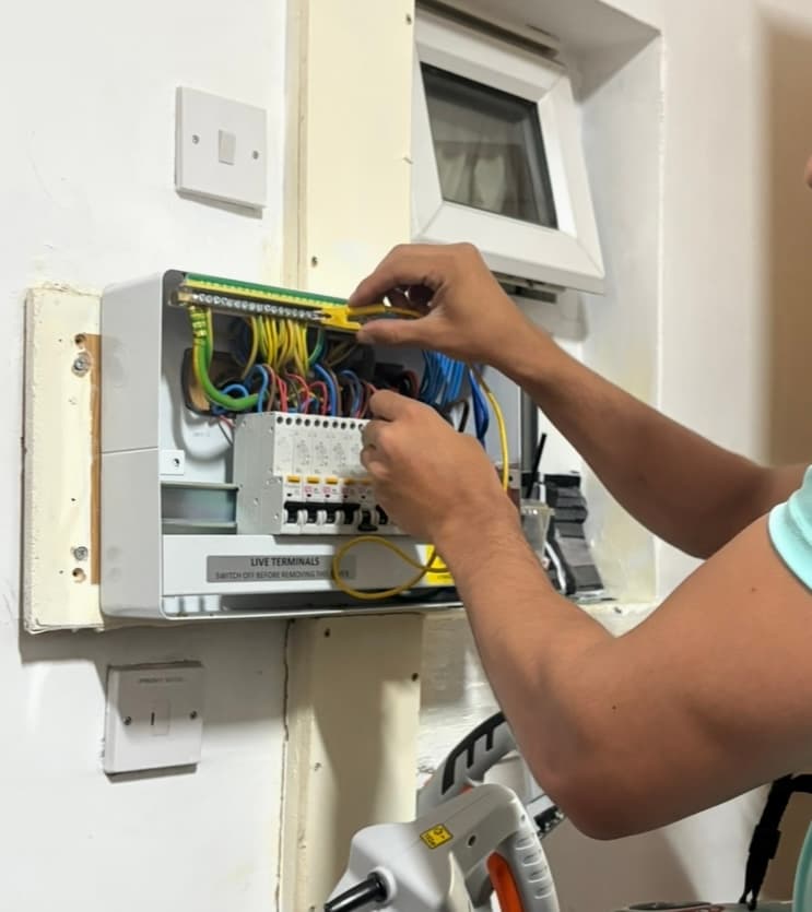 AHD Electrics on site